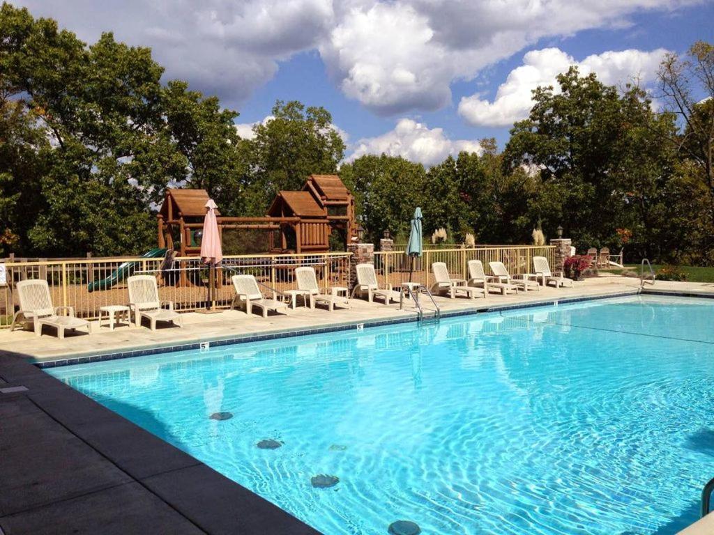 Lodge 243 Branson Exterior photo